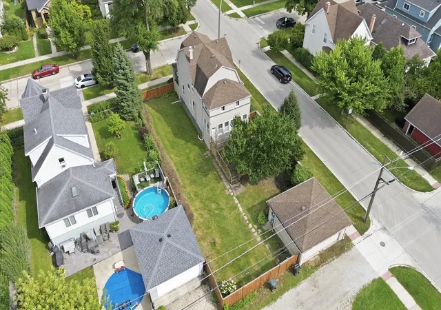 Photo 37 of Single family home for sale at 4246 Blanchan Ave, Brookfield, IL 60513 | MLS# 12747759 | Listing updated on 2026-09-30