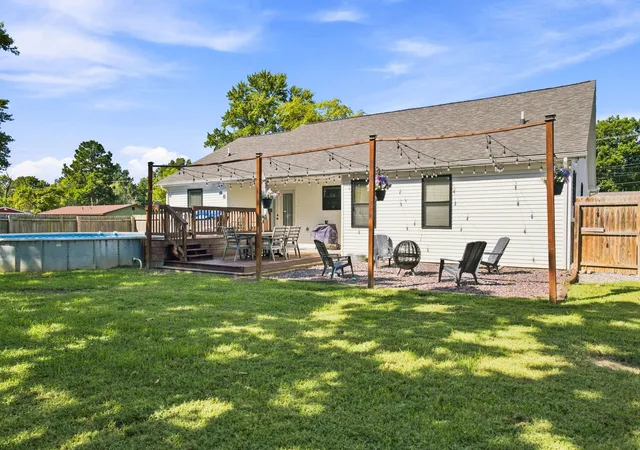 Photo 2 of Single family home for sale at 1304 Main St, Carterville, IL 62918 | MLS# 12747845 | Listing updated on 2026-09-07