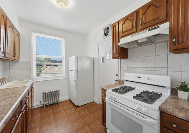 Photo 2 of Condo for sale at 5708 W George St #2, Chicago, IL 60634 | MLS# 12747950 | Listing updated on 2026-09-08
