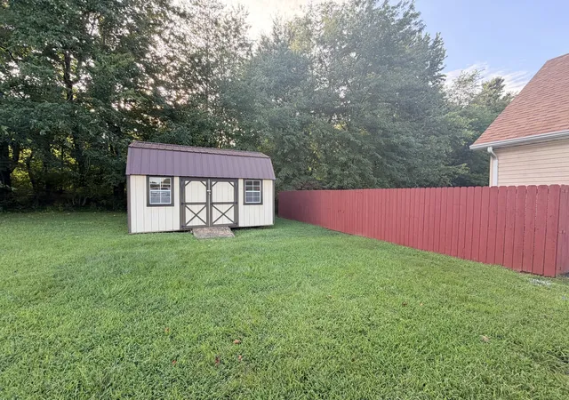 Photo 33 of Single family home for sale at 2805 Juniper Dr, Metropolis, IL 62960 | MLS# 12747994 | Listing updated on 2026-10-06