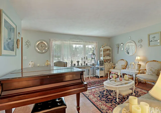 Photo 4 of Single family home for sale at 630 Stewart Ave, Woodstock, IL 60098 | MLS# 12748018 | Listing updated on 2026-09-03