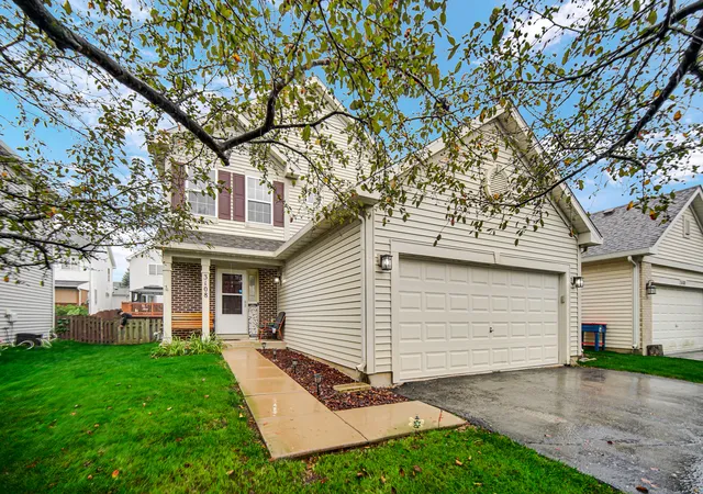 Photo 2 of House for sale at 3108 Gloria Ln, Joliet, IL 60435 | MLS# 12748019 | Listing updated on 2026-09-07