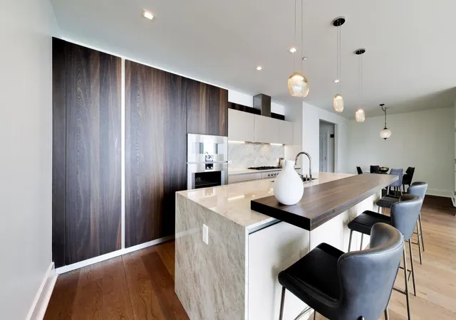 Photo 2 of Condo for sale at 363 E Wacker Dr #4803, Chicago, IL 60601 | MLS# 12748130 | Listing updated on 2026-09-07