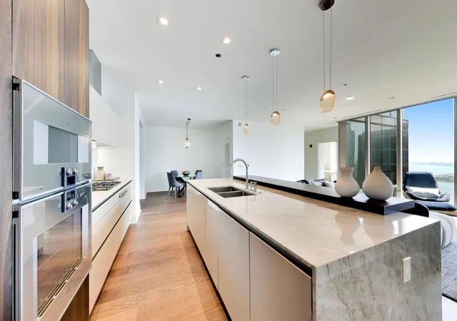 Photo 3 of Condo for sale at 363 E Wacker Dr #4803, Chicago, IL 60601 | MLS# 12748130 | Listing updated on 2026-09-07