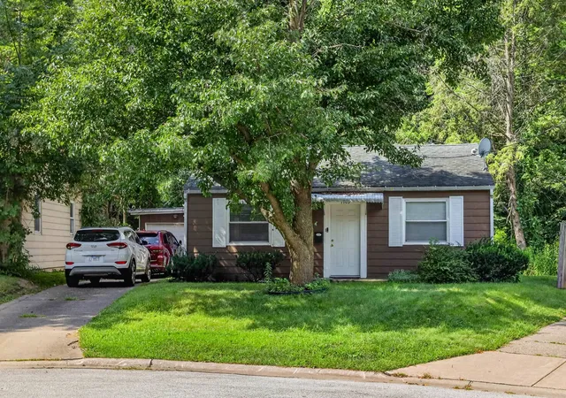 Photo 1 of Single family home for sale at 1103 37th Street Ct, Moline, IL 61265 | MLS# 12748182 | Listing updated on 2026-09-07