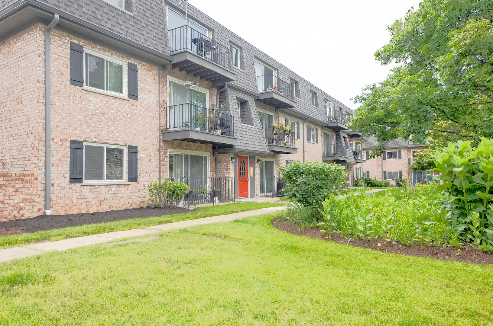 Listing Photo 1 - Condo for sale in 916 S Plum Grv Rd located at 916 S Plum Grv Rd, Palatine, IL 60067 - Unit #223