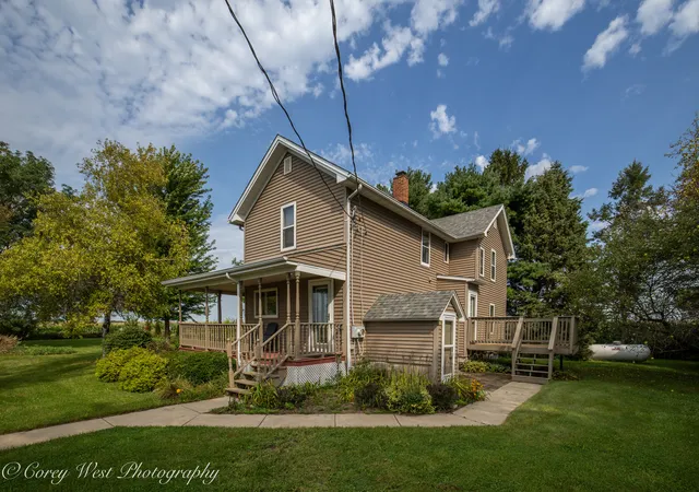 Photo 3 of Sale Pending at 15750 Somonauk Rd, De Kalb, IL 60115 | MLS# 12748454 | Listing updated on 2026-10-01
