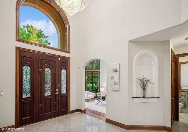 Photo 2 of Single family home for sale at 3832 W Chase Ave, Lincolnwood, IL 60712 | MLS# 12748471 | Listing updated on 2026-09-08