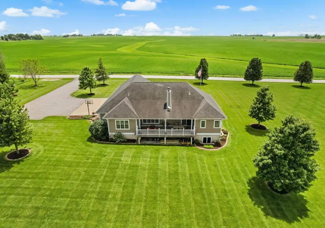Photo 3 of Sale Pending at 724 N County Rd 2175, Champaign, IL 61822 | MLS# 12748489 | Listing updated on 2026-10-08