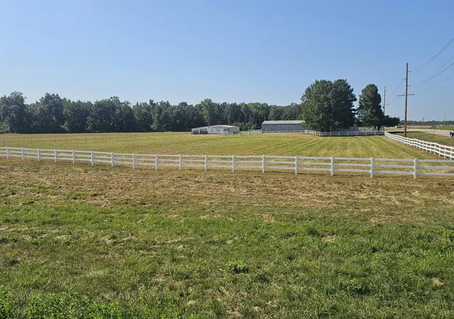 Photo 1 of Land for sale at 11246 N General Tire Ln, Mt Vernon, IL 62864 | MLS# 12748526 | Listing updated on 2026-09-07