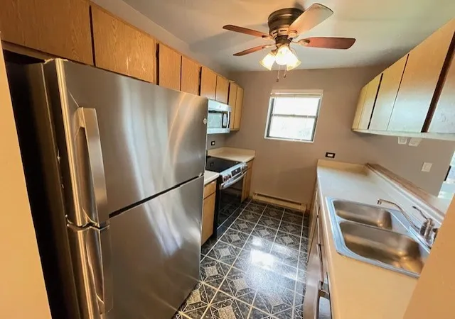 Listing Photo 3 - Condo for sale in building located at 1343 N Winslowe Dr, Palatine, IL 60074 - Unit #203