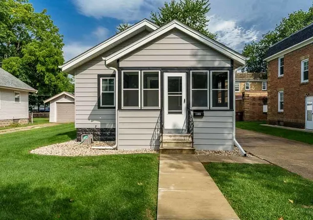Photo 2 of Single family home for sale at 2305 Logan St, Rockford, IL 61103 | MLS# 12748577 | Listing updated on 2026-09-08