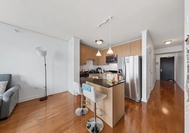 Photo 4 of Condo for sale at 225 N Columbus Dr #6009, Chicago, IL 60601 | MLS# 12748600 | Listing updated on 2026-09-07