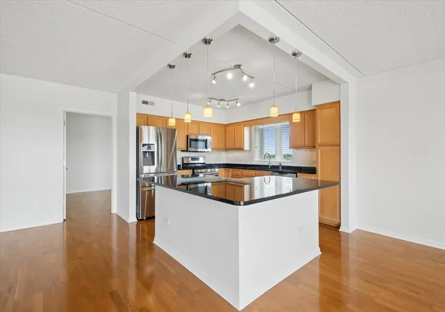 Photo 4 of Condo for sale at 5555 N Cumberland Ave #710, Chicago, IL 60656 | MLS# 12748713 | Listing updated on 2026-09-07