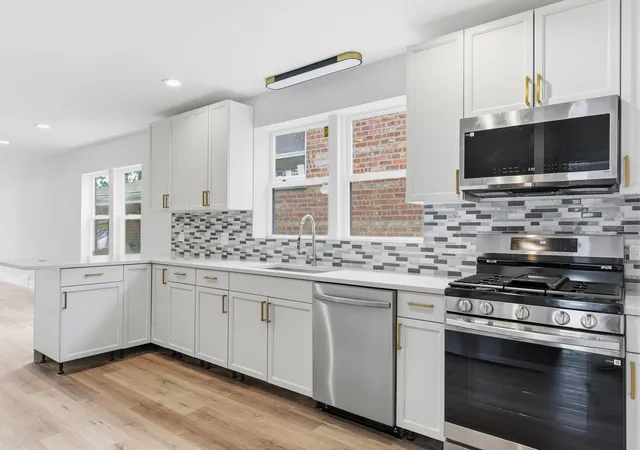 Photo 2 of Single family home for sale at 8820 S Ridgeland Ave, Chicago, IL 60617 | MLS# 12748764 | Listing updated on 2026-09-07