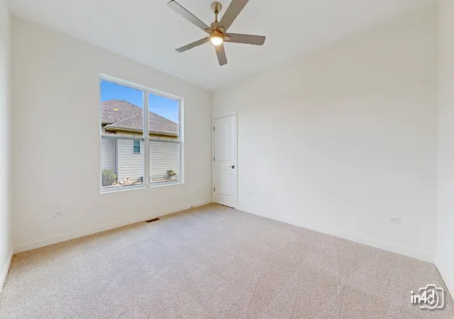 Photo 4 of Single family home for sale at 24445 W River Xing Dr, Shorewood, IL 60404 | MLS# 12748805 | Listing updated on 2026-09-07