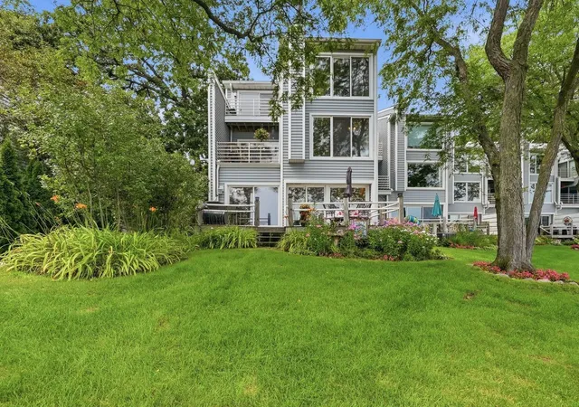 Photo 1 of Townhouse for sale at 26435 N Ridge Ct, Mundelein, IL 60060 | MLS# 12748925 | Listing updated on 2026-09-07