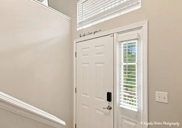 Photo 3 of Townhouse for sale at 649 S Parkside Dr, Round Lake, IL 60073 | MLS# 12748945 | Listing updated on 2026-09-07