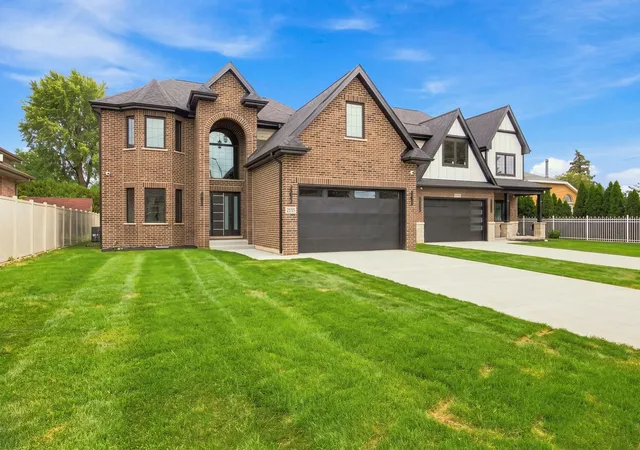 Photo 2 of Single family home for sale at 9235 Crescent Ct, Oak Lawn, IL 60453 | MLS# 12748964 | Listing updated on 2026-09-07