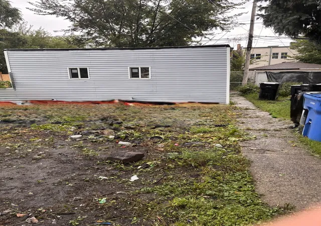 Photo 3 of Single family home for sale at 6333 S Carpenter St, Chicago, IL 60621 | MLS# 12749022 | Listing updated on 2026-09-08