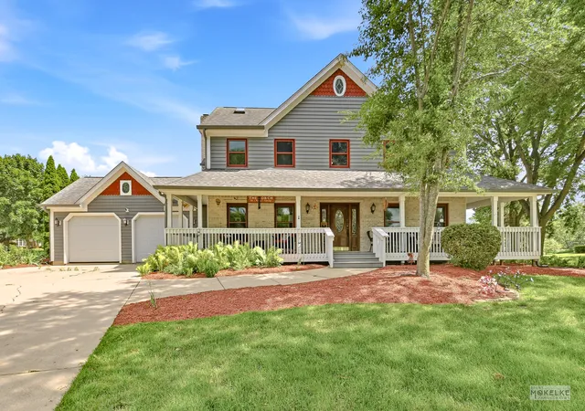 Photo 1 of Single family home for sale at 925 Merrill New Rd, Sugar Grove, IL 60554 | MLS# 12749052 | Listing updated on 2026-10-05
