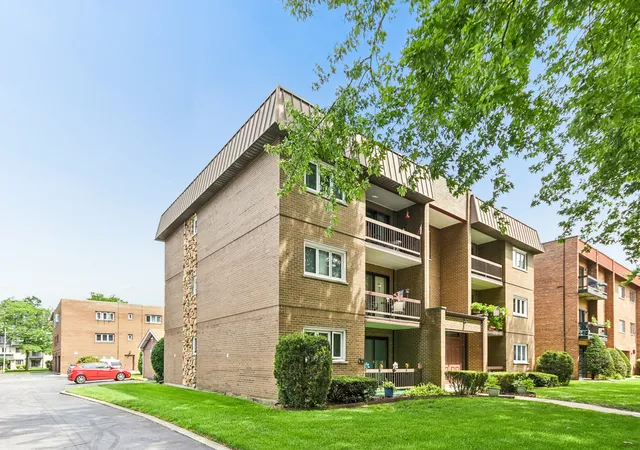 Photo 14 of Condo for sale at 9619 Kedvale Ave #301, Oak Lawn, IL 60453 | MLS# 12749068 | Listing updated on 2026-09-07