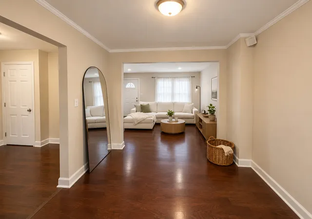 Photo 3 of Townhouse for sale at 1693 Linden St, Des Plaines, IL 60018 | MLS# 12749089 | Listing updated on 2026-09-08