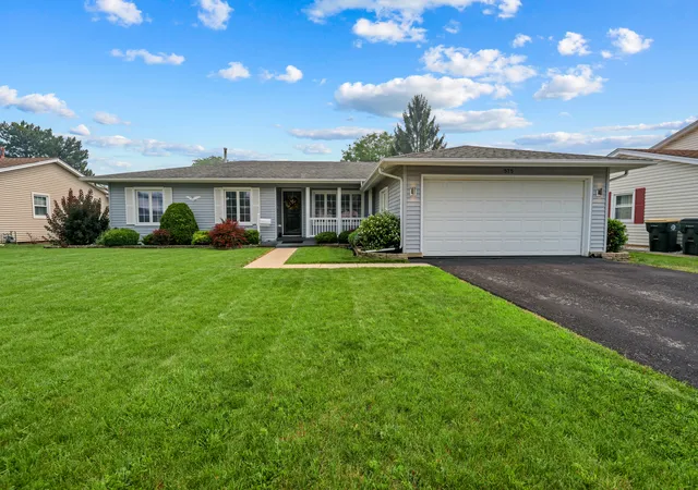 Photo 1 of Single family home for sale at 575 Gateshead Ave N, Elk Grove Village, IL 60007 | MLS# 12749102 | Listing updated on 2026-09-22