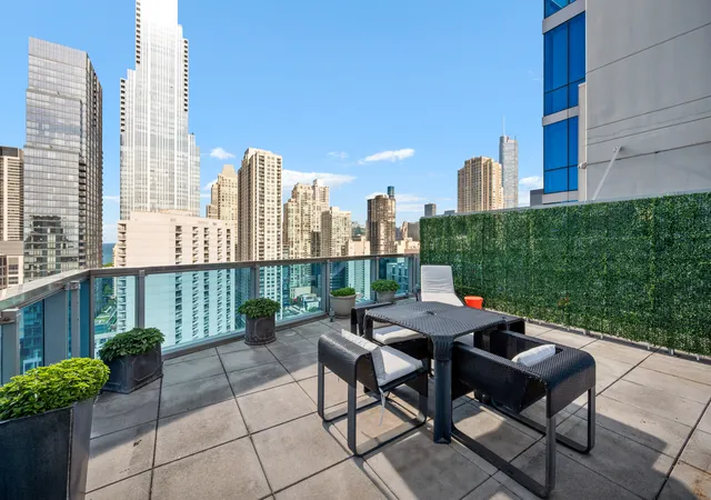 Photo 4 of Condo for sale at 110 W Superior St #2603, Chicago, IL 60654 | MLS# 12749118 | Listing updated on 2026-10-08