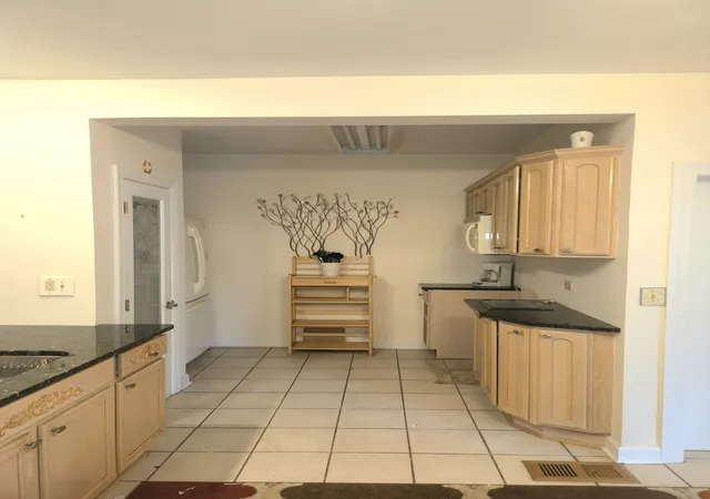 Photo 3 of Single family home for sale at 2841 S Union St, Chicago, IL 60616 | MLS# 12749126 | Listing updated on 2026-09-23