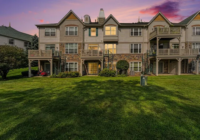 Photo 1 of Townhouse for sale at 469 Bay Tree Cir, Vernon Hills, IL 60061 | MLS# 12749140 | Listing updated on 2026-09-05