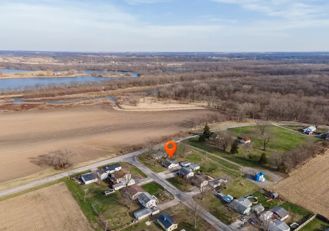 Photo 2 of Single family home for sale at 17122 10th Avenue, Carbon Cliff, IL 61239 | MLS# 12749150 | Listing updated on 2026-09-08