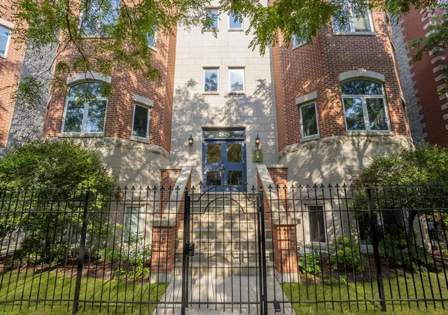 Photo 2 of Condo for sale at 2625 N Ashland Ave #1A, Chicago, IL 60614 | MLS# 12749160 | Listing updated on 2026-09-08