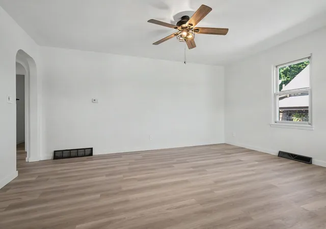 Photo 2 of Single family home for sale at 1322 N Mason St, Bloomington, IL 61701 | MLS# 12749181 | Listing updated on 2026-09-08