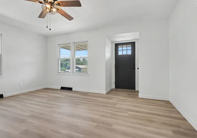 Photo 3 of Single family home for sale at 1322 N Mason St, Bloomington, IL 61701 | MLS# 12749181 | Listing updated on 2026-09-08