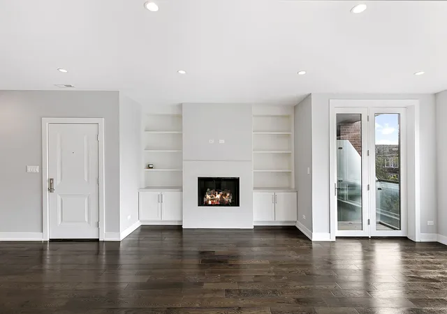 Photo 3 of Condo for sale at 6157 N Kenmore Ave #3N, Chicago, IL 60660 | MLS# 12749198 | Listing updated on 2026-10-02