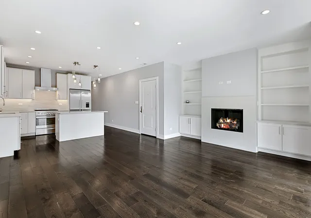 Photo 4 of Condo for sale at 6157 N Kenmore Ave #3N, Chicago, IL 60660 | MLS# 12749198 | Listing updated on 2026-10-02