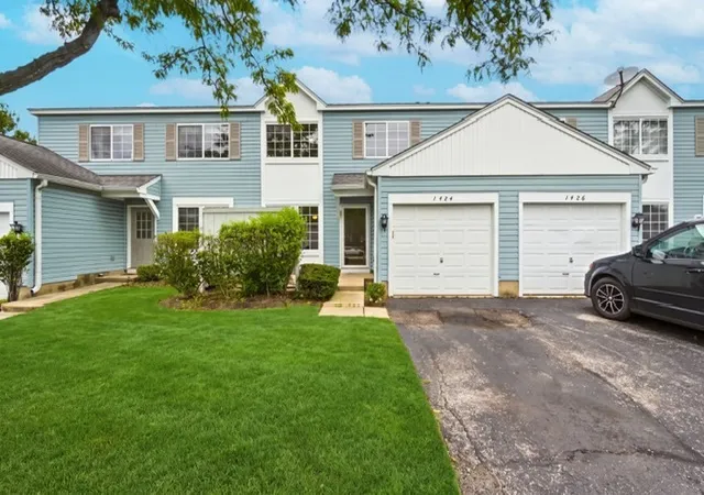 Photo 3 of Townhouse for sale at 1424 Normantown Rd, Naperville, IL 60564 | MLS# 12749204 | Listing updated on 2026-09-08