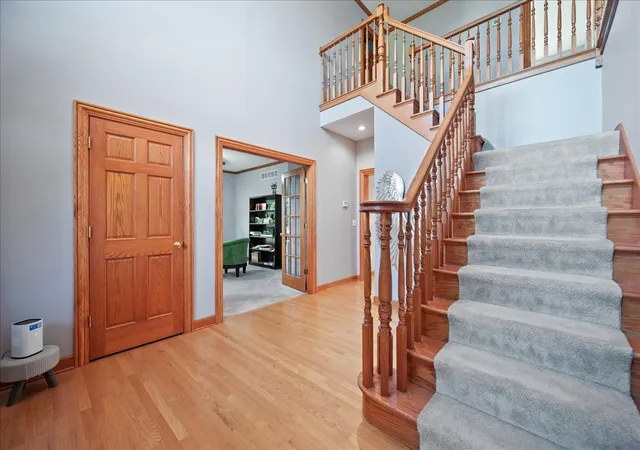 Photo 2 of Single family home for sale at 1084 Redwood Dr, Yorkville, IL 60560 | MLS# 12749268 | Listing updated on 2026-10-07