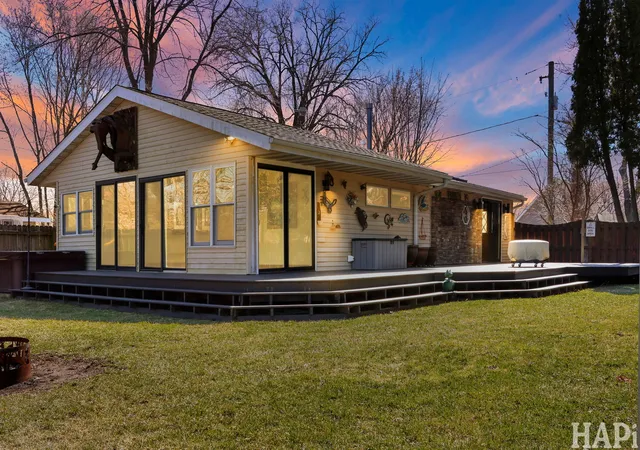 Photo 2 of Single family home for sale at 1319 Nippersink Dr, Spring Grove, IL 60081 | MLS# 12749306 | Listing updated on 2026-09-08