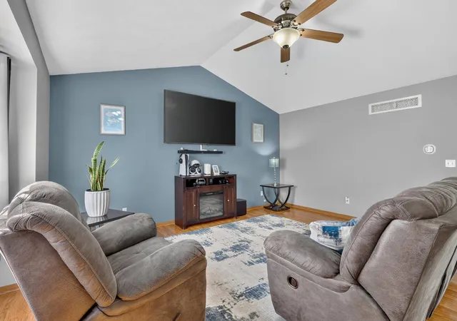 Photo 4 of Sale Pending at 3958 Biltmore Chase, Rockford, IL 61109 | MLS# 12749313 | Listing updated on 2026-09-06