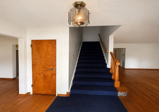 Photo 2 of Single family home for sale at 10834 S Keeler Ave, Oak Lawn, IL 60453 | MLS# 12749327 | Listing updated on 2026-09-08