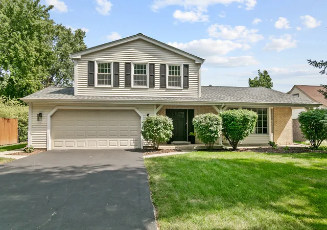 Photo 1 of Single family home for sale at 1554 Chickasaw Dr, Naperville, IL 60563 | MLS# 12749347 | Listing updated on 2026-09-02