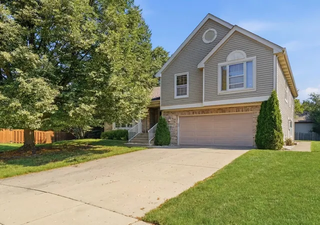 Photo 1 of Single family home for sale at 1173 N Clearwater Ct, Palatine, IL 60067 | MLS# 12749456 | Listing updated on 2026-09-02