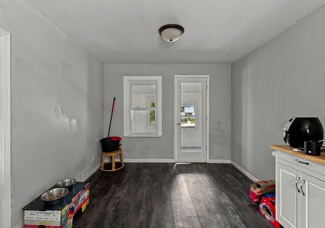 Photo 4 of Single family home for sale at 709 N High St, Port Byron, IL 61275 | MLS# 12749477 | Listing updated on 2026-09-08
