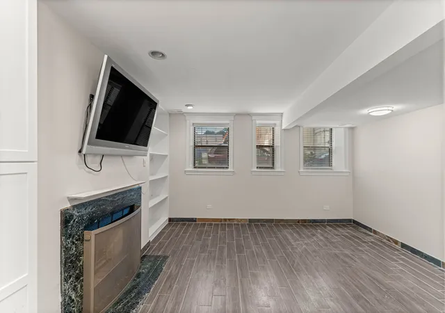 Photo 3 of Condo for sale at 4214 N Kenmore Ave #GF, Chicago, IL 60613 | MLS# 12749536 | Listing updated on 2026-09-08