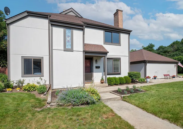 Photo 1 of Townhouse for sale at 1296 Farnsworth Ln, Buffalo Grove, IL 60089 | MLS# 12749561 | Listing updated on 2026-09-04