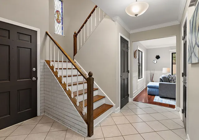 Photo 3 of Townhouse for sale at 1296 Farnsworth Ln, Buffalo Grove, IL 60089 | MLS# 12749561 | Listing updated on 2026-09-04