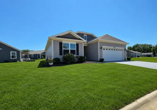 Photo 1 of Single family home for sale at 1200 Redtail Cir, Woodstock, IL 60098 | MLS# 12749631 | Listing updated on 2026-09-08