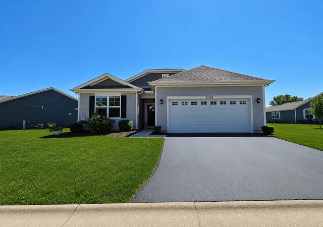 Photo 23 of Single family home for sale at 1200 Redtail Cir, Woodstock, IL 60098 | MLS# 12749631 | Listing updated on 2026-09-08